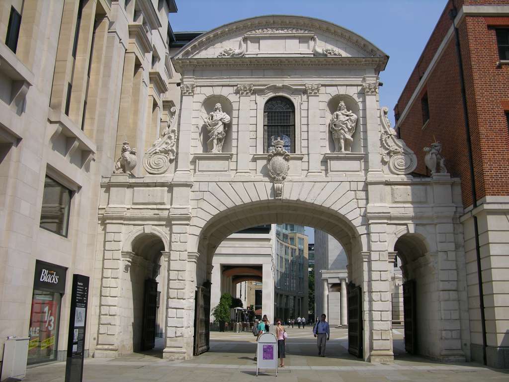 London St. Pauls Cathedral 03 Outside Temple Bar Just outside St. Pauls Cathedral is Wrens Temple Bar, which was moved to Paternoster Square in late 2004. Temple Bar is the only surviving gateway to the City of London, where it once stood at the junction where the Strand meets Fleet Street for more than 200 years